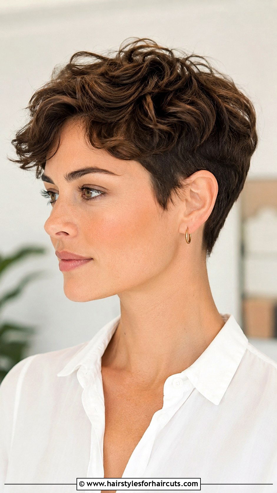 Short Wavy Pixie Haircut - 25 good haircuts for wavy hair women - 25 good haircuts for wavy hair women