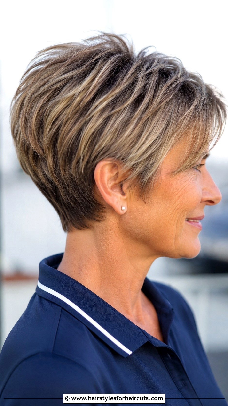 Short Wedge Cut Hairstyle - 25 short hairstyles for asian woman - 25 short hairstyles for asian woman