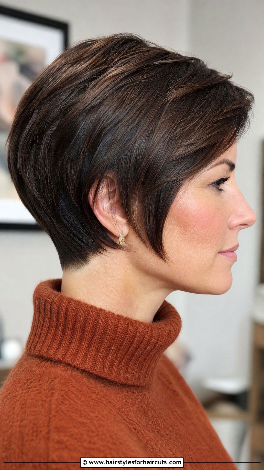 Short Wedge Haircut - 25 short hairstyles for over 60 fine hair - 25 short hairstyles for over 60 fine hair