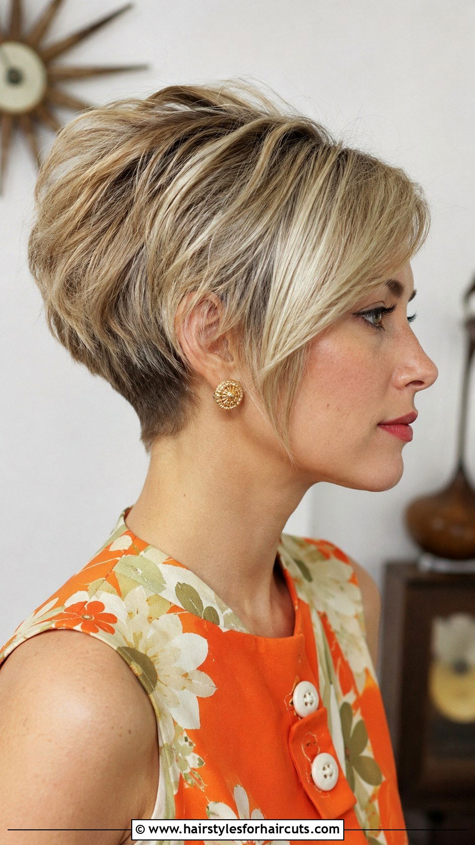 Short Wedge Haircut - 25 womens short hairstyles for fine hair - 25 womens short hairstyles for fine hair