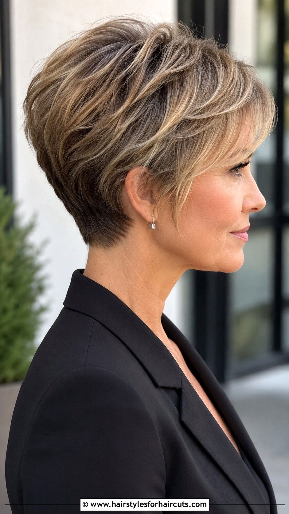 Short Wedge Haircut - 25 haircuts battle creek - 25 haircuts battle creek