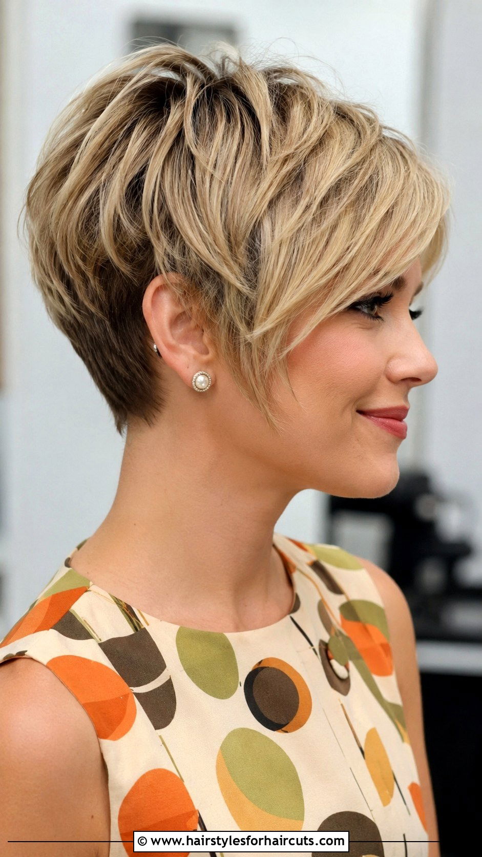 Short Wedge Haircut - 25 haircuts grand rapids - 25 haircuts grand rapids