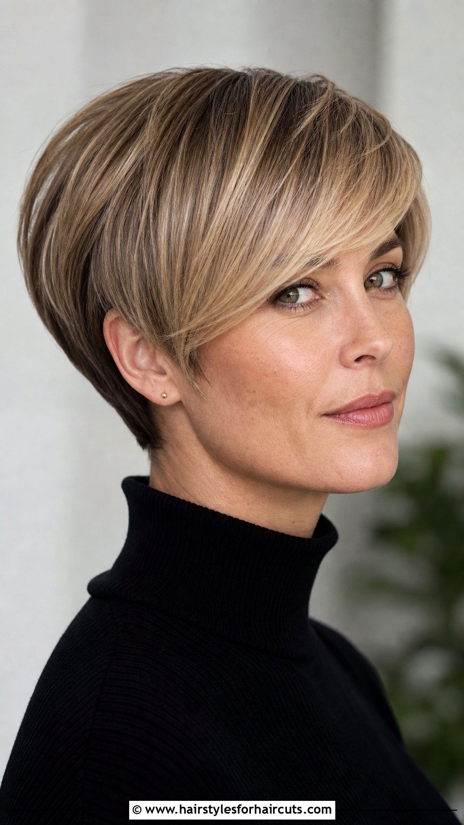 Short Wedge Haircut With Long Bangs - 25 short haircuts with long bangs - 25 short haircuts with long bangs