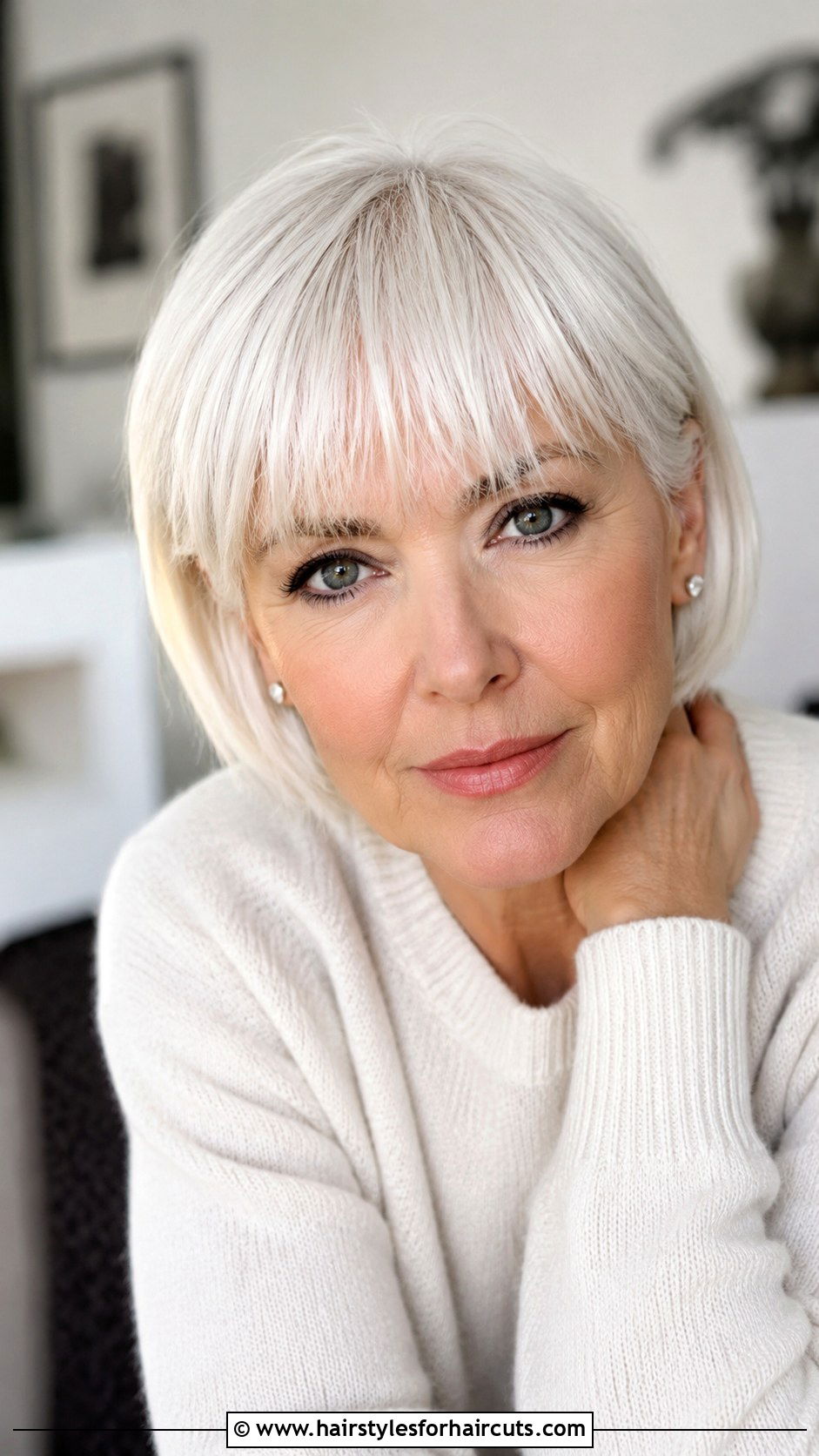 Short White Hair With Bangs - 25 short haircuts for women with white hair - 25 short haircuts for women with white hair