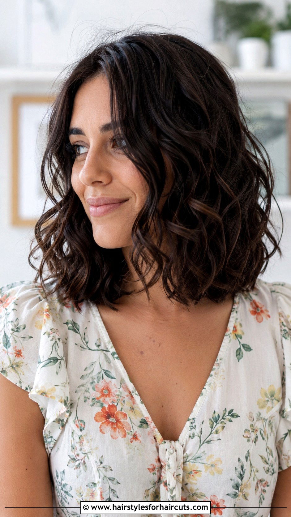 Shoulder Length Curly Lob - 25 best hairstyles for fine curly hair - 25 best hairstyles for fine curly hair