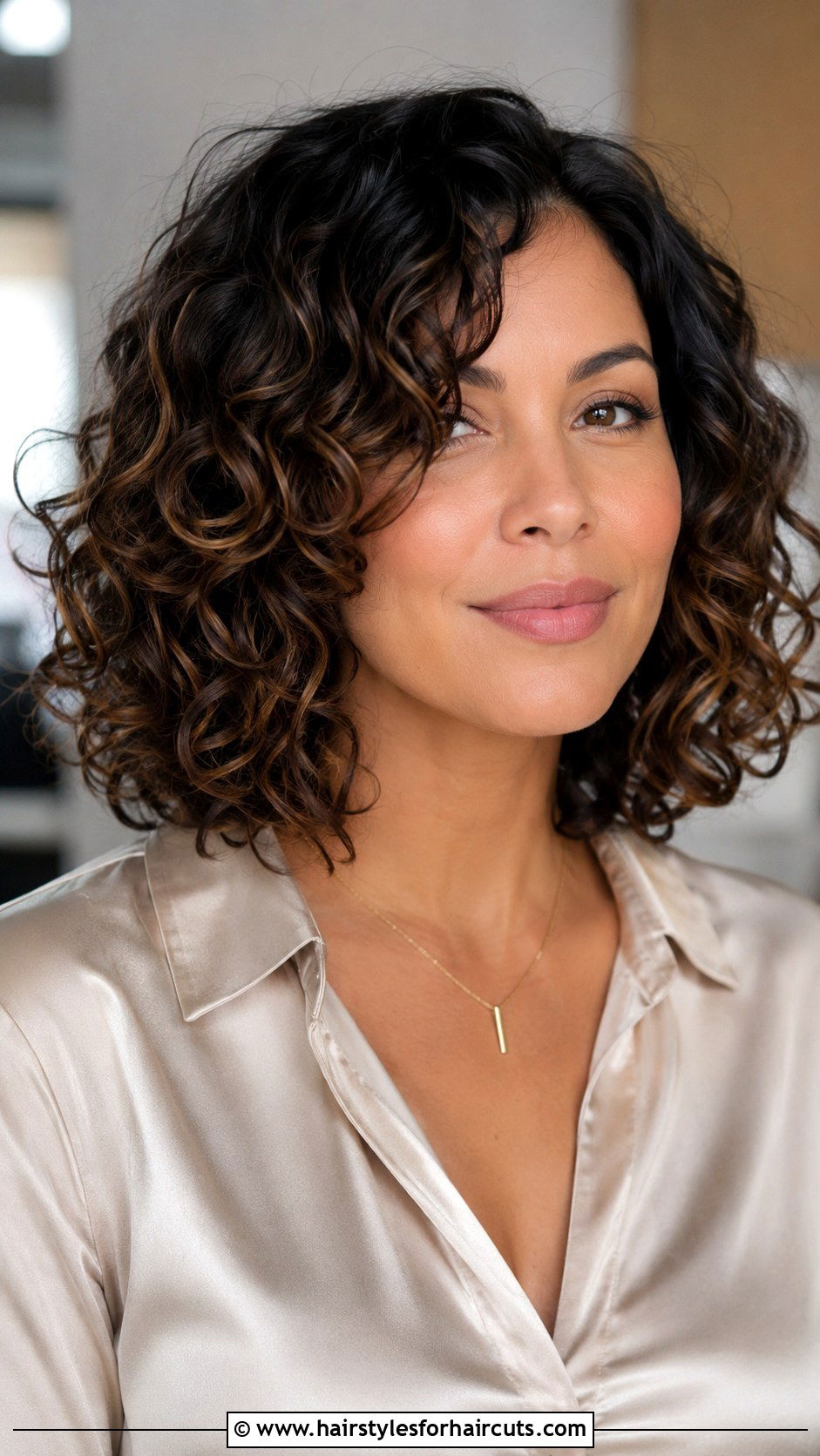 Shoulder Length Curly Lob - 25 curly hairstyles - 25 curly hairstyles