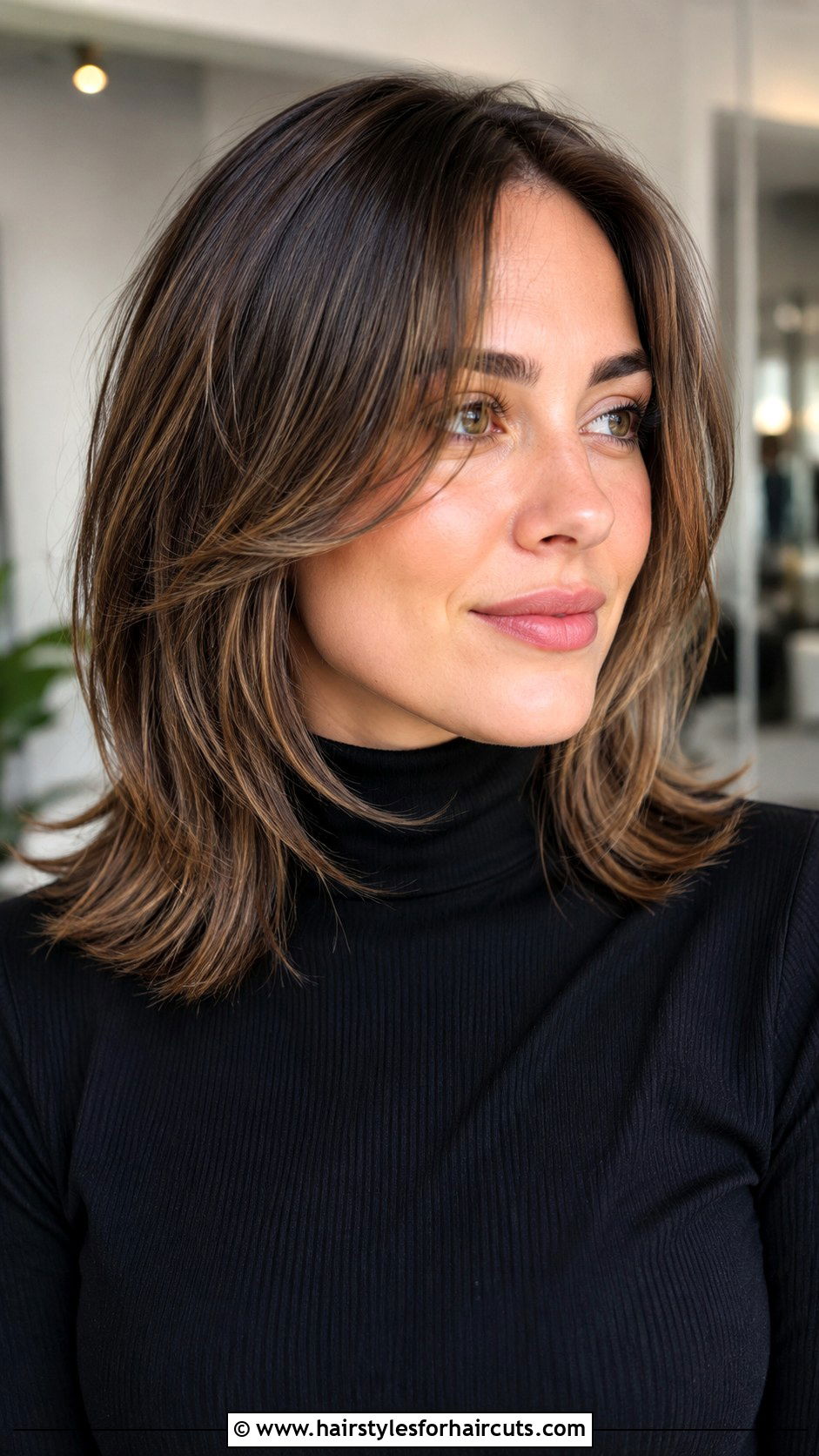 Shoulder Length Cut with Face Framing Layers - 25 shoulder length hairstyles for thick wavy hair - 25 shoulder length hairstyles for thick wavy hair