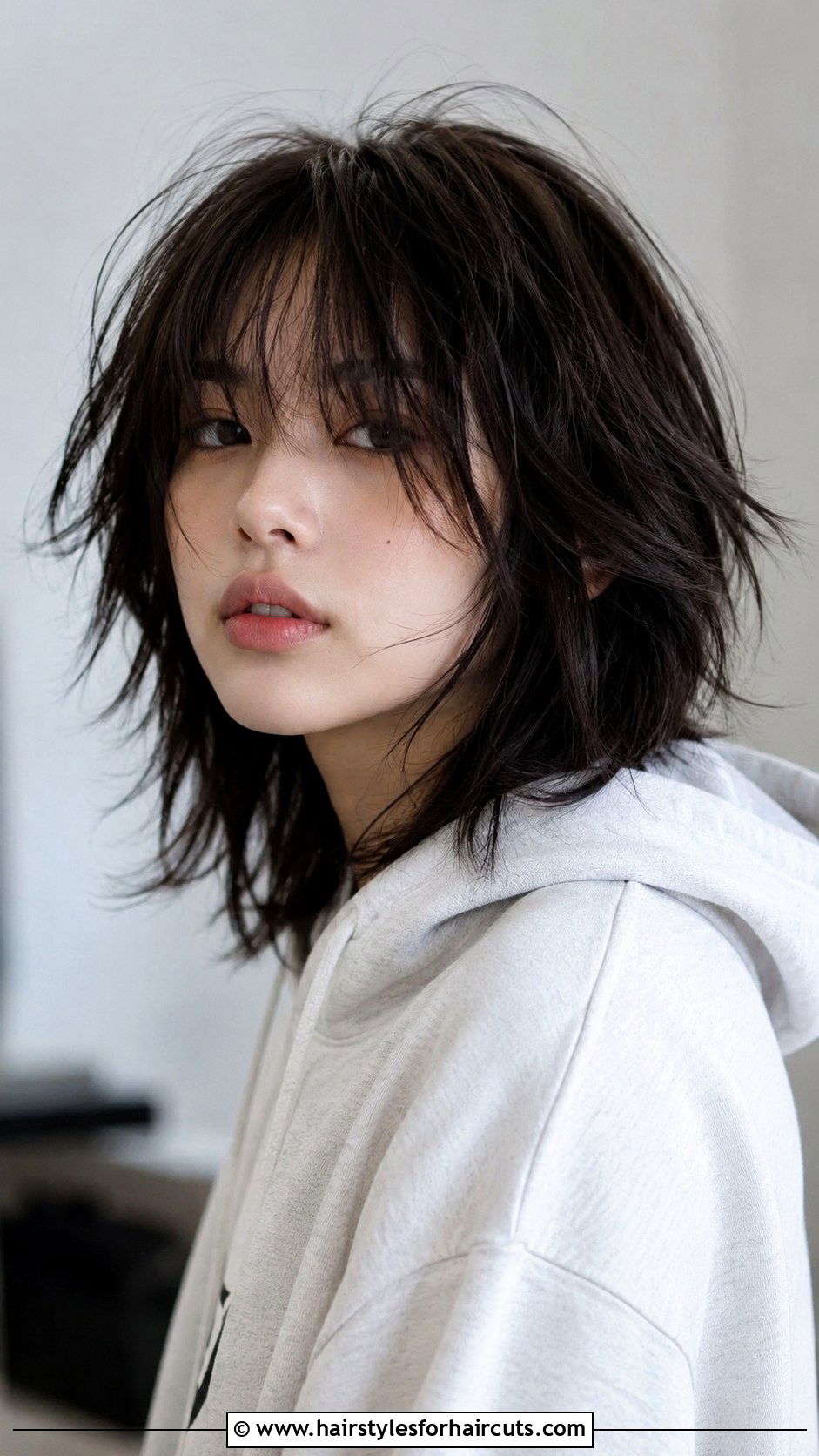 Shoulder Length Layered Haircut - 25 hairstyles hair cutting - 25 hairstyles hair cutting
