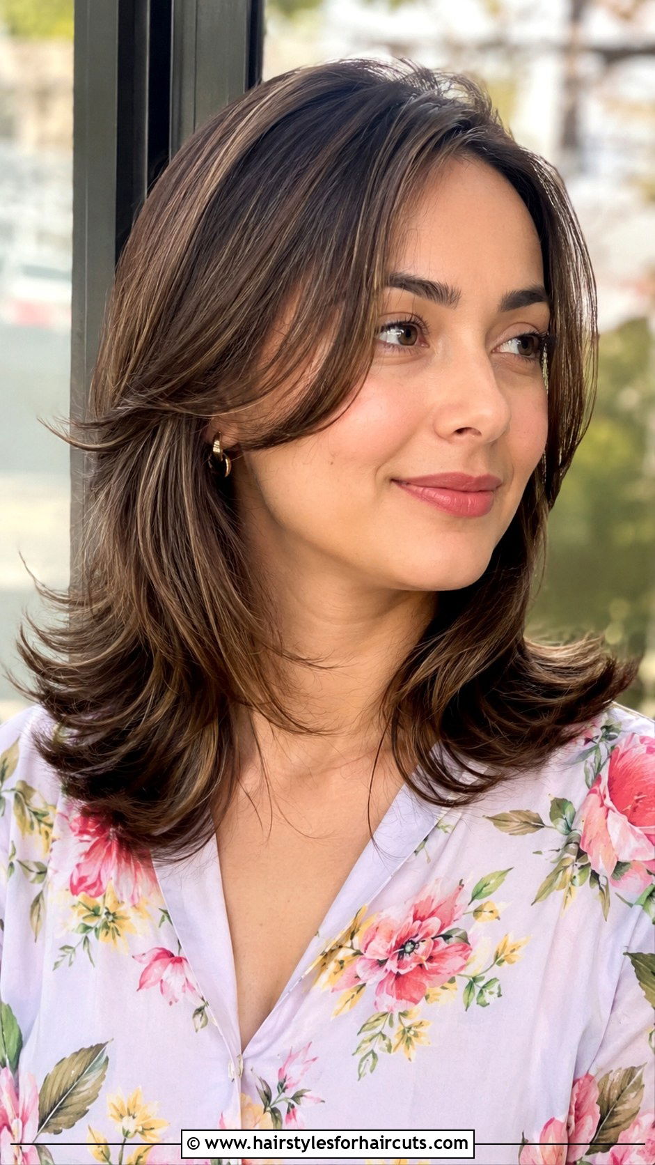 Shoulder Length Layered Haircut - 25 best haircuts places - 25 best haircuts places