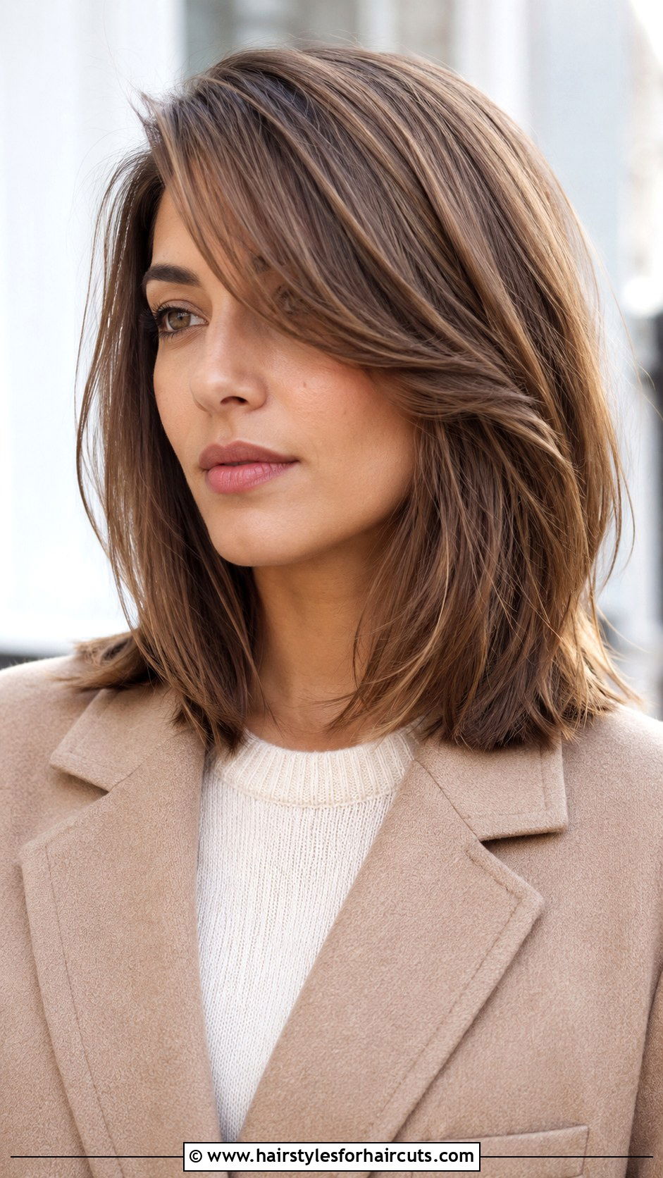 Shoulder Length Layered Side Swept Bangs - 25 shoulder length layered short hairstyles - 25 shoulder length layered short hairstyles