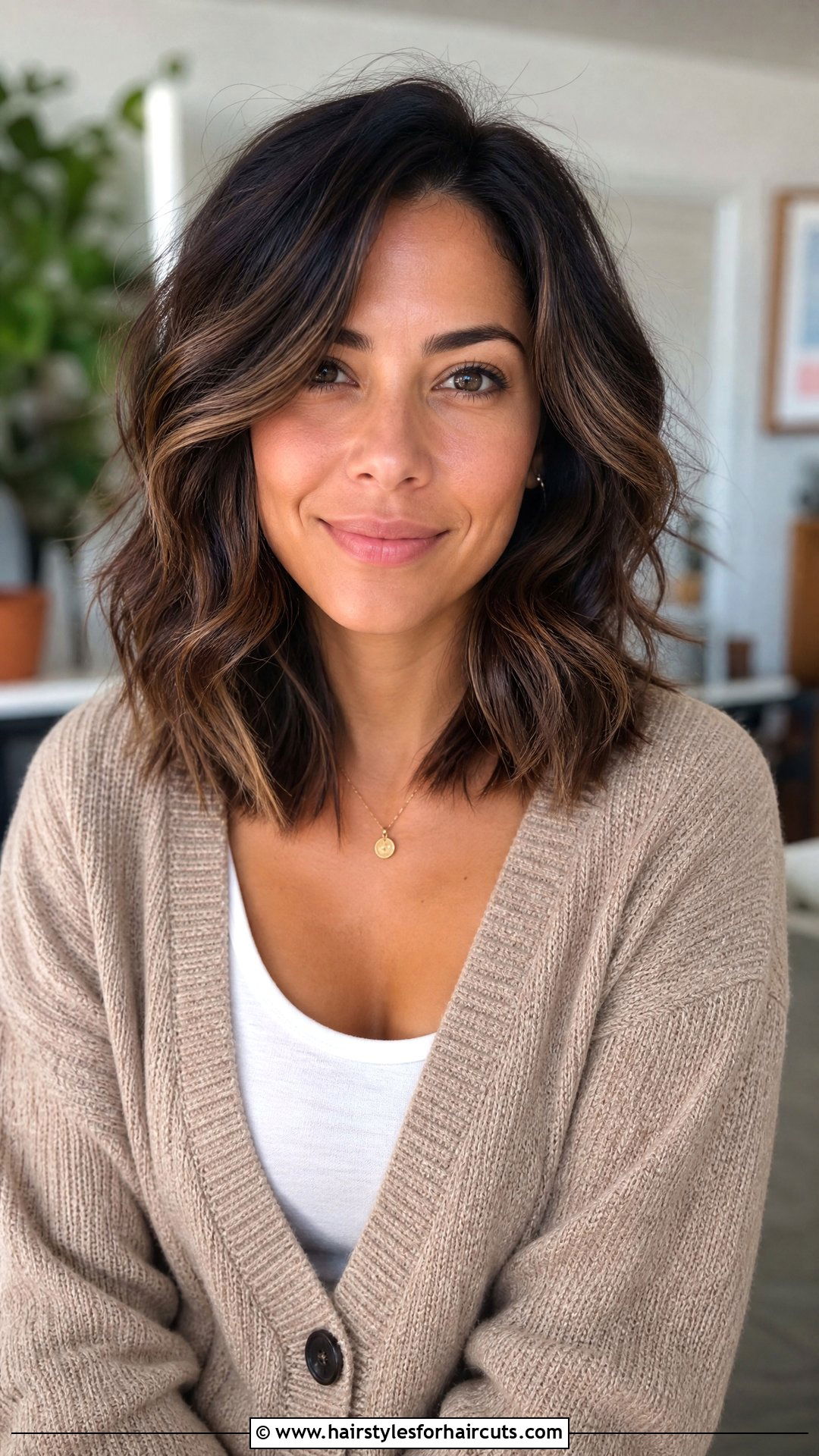 Shoulder Length Layers - 25 same day haircuts - 25 same day haircuts