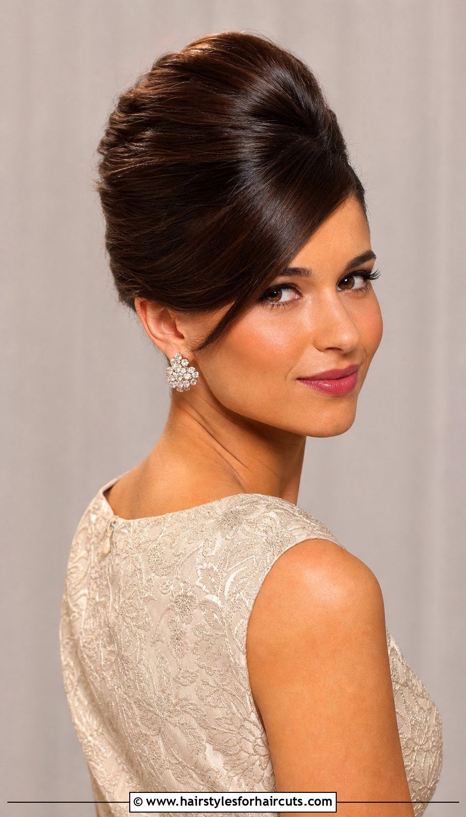 Shoulder Length Prom French Twist - 25 shoulder length prom hairstyles for short hair - 25 shoulder length prom hairstyles for short hair