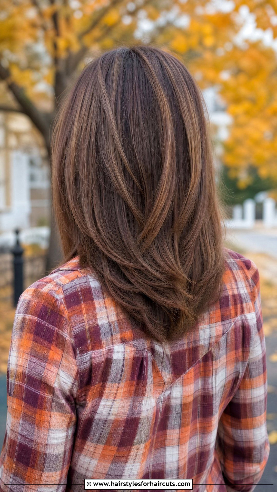 Shoulder Length V Cut - 25 best shoulder length haircuts for fine hair - 25 best shoulder length haircuts for fine hair