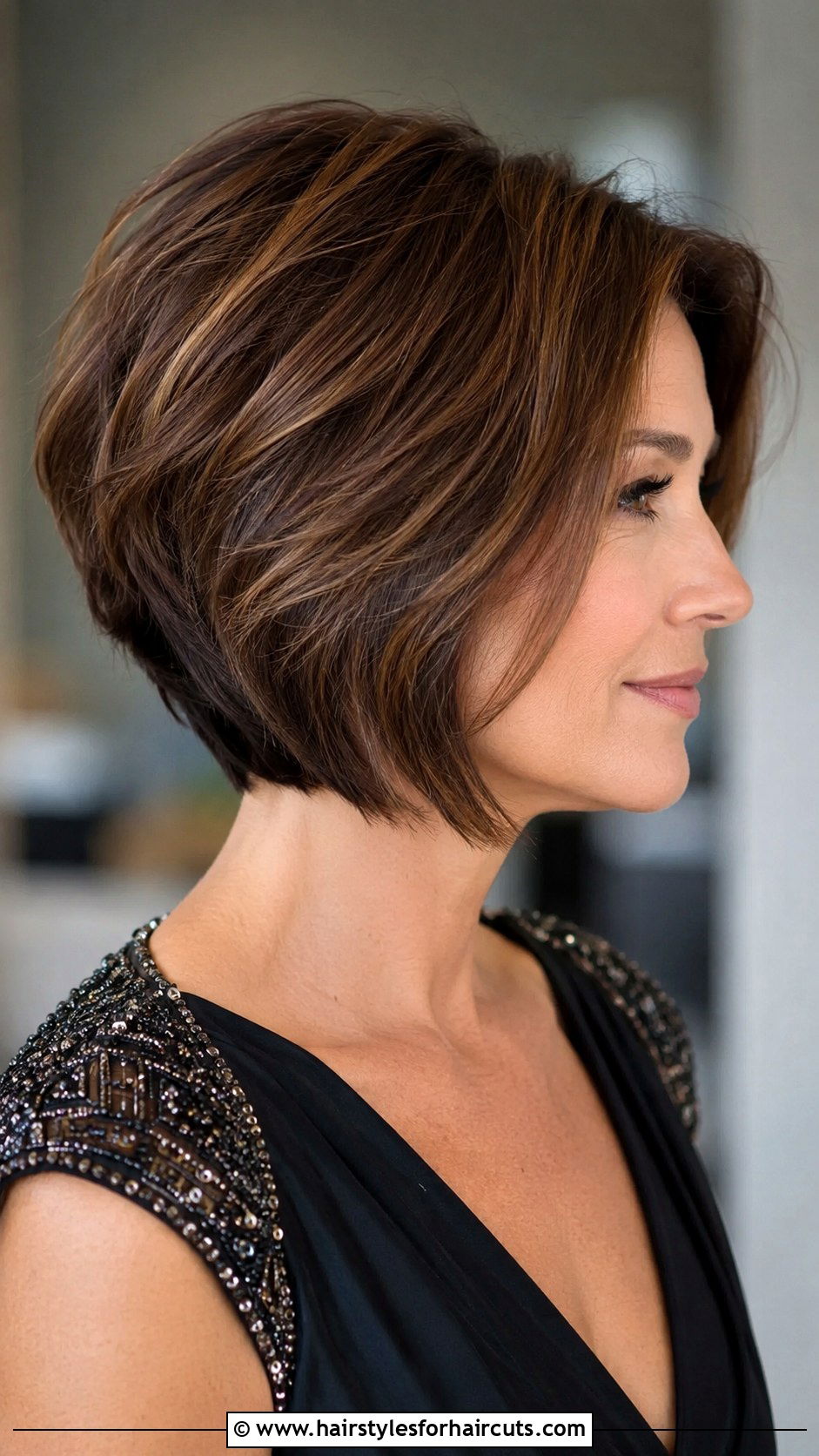Shoulder Length Wedge Cut - 25 haircuts san ramon - 25 haircuts san ramon