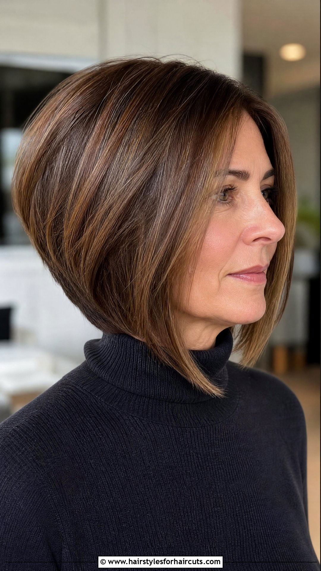 Shoulder Length Wedge Cut - 25 best haircuts for medium hair - 25 best haircuts for medium hair