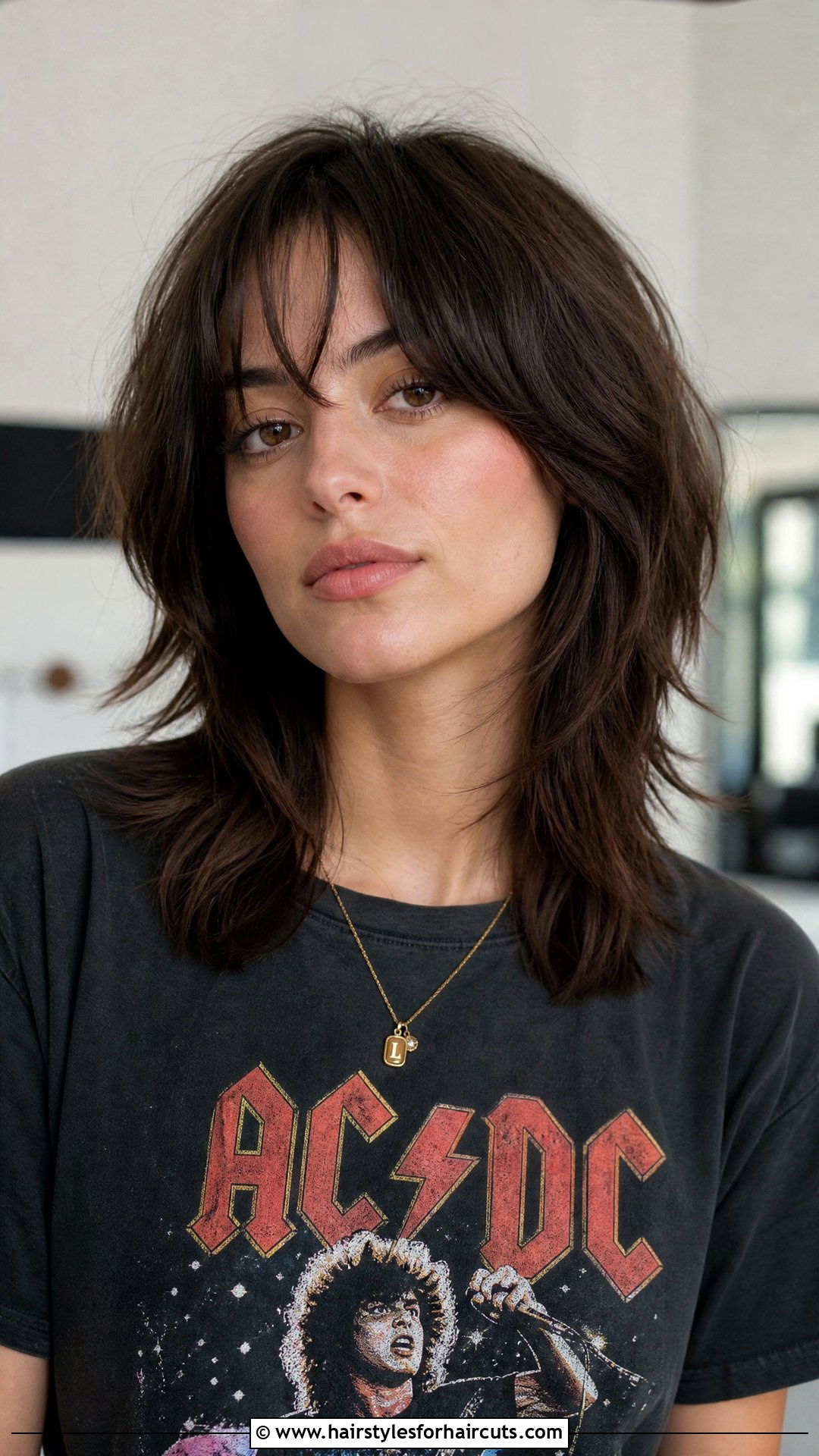 Shoulder Length Wolf Cut - 25 haircuts shoulder length layers - 25 haircuts shoulder length layers