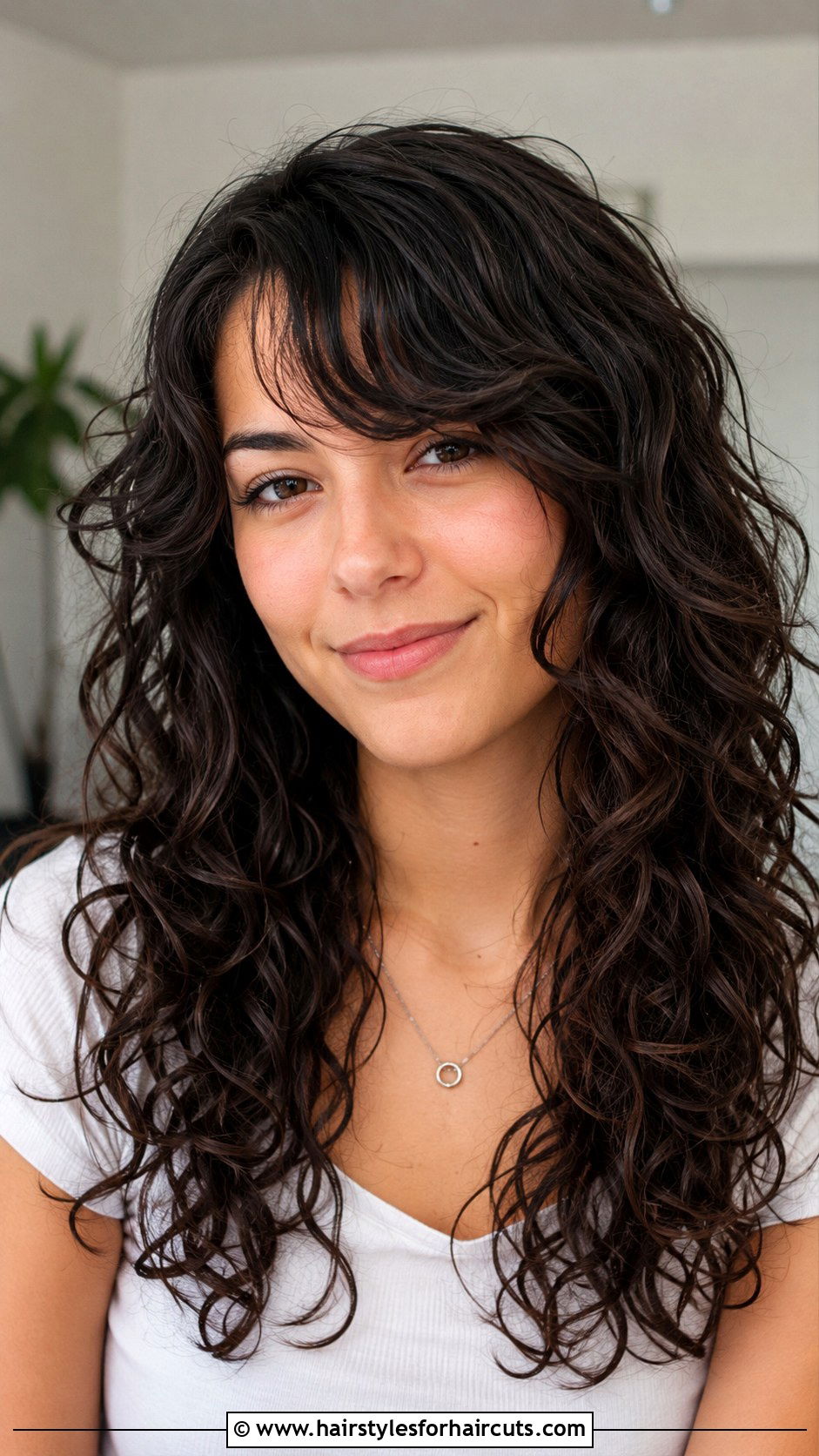 Side Bangs On Long Curly Hair - 25 side bangs haircuts for long hair - 25 side bangs haircuts for long hair