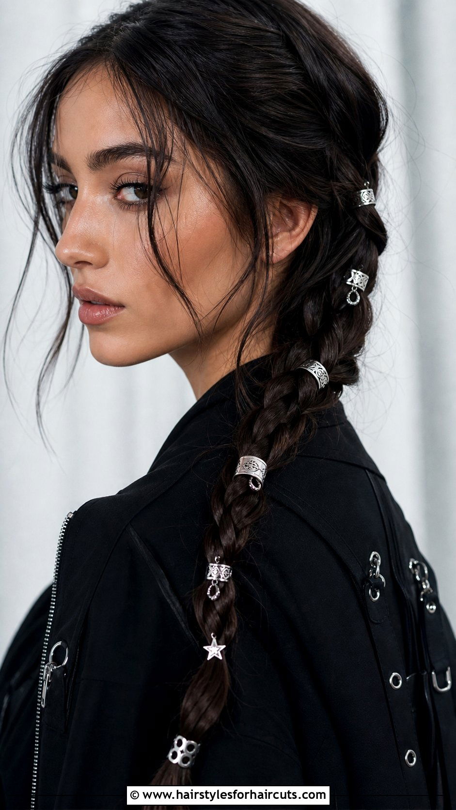 Side Braid With Cuffs - 25 side braid hairstyles for black hair - 25 side braid hairstyles for black hair