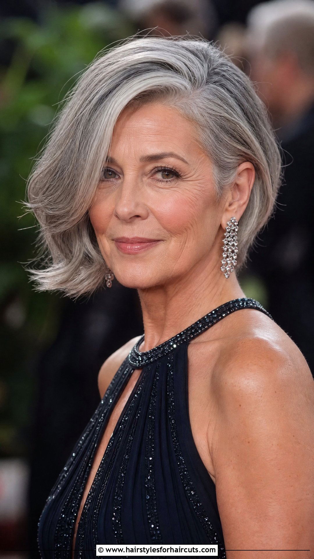 Side Part Bob Grey Hair - 25 haircuts grey hair - 25 haircuts grey hair