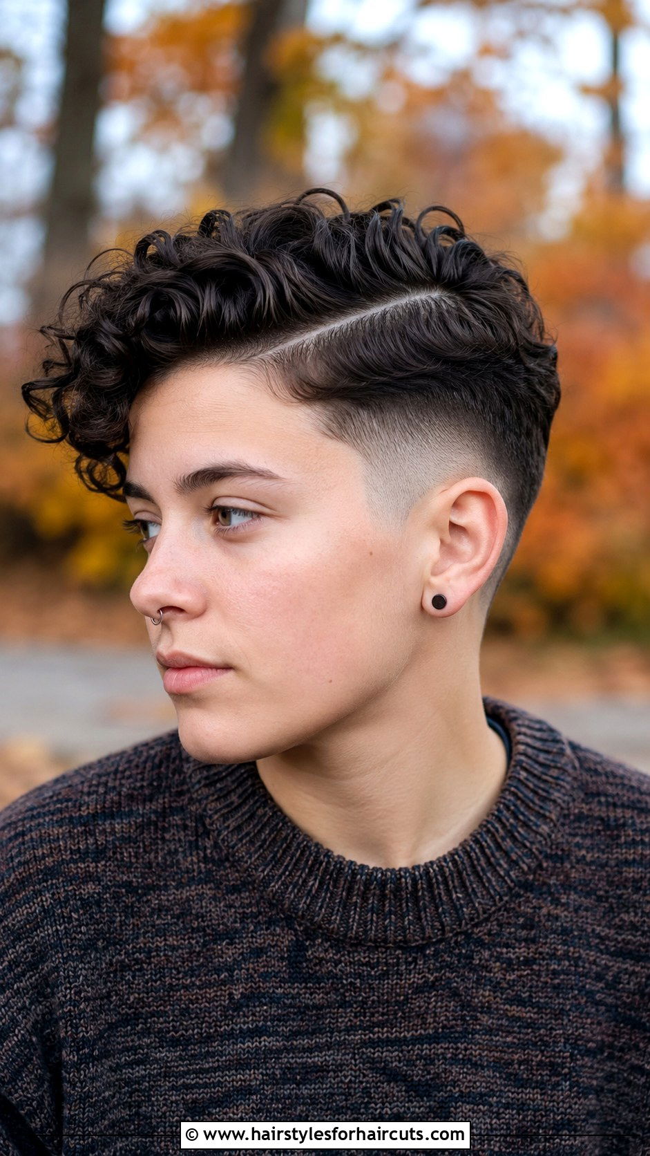 Side Part Curly Fade - 25 genderfluid haircuts for curly hair - 25 genderfluid haircuts for curly hair