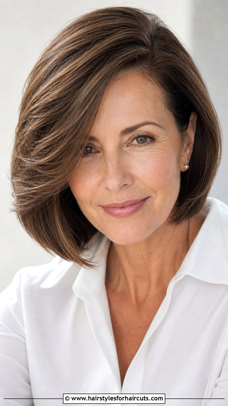 Side Part Medium Bob - 25 medium haircuts for thin hair over 50 - 25 medium haircuts for thin hair over 50