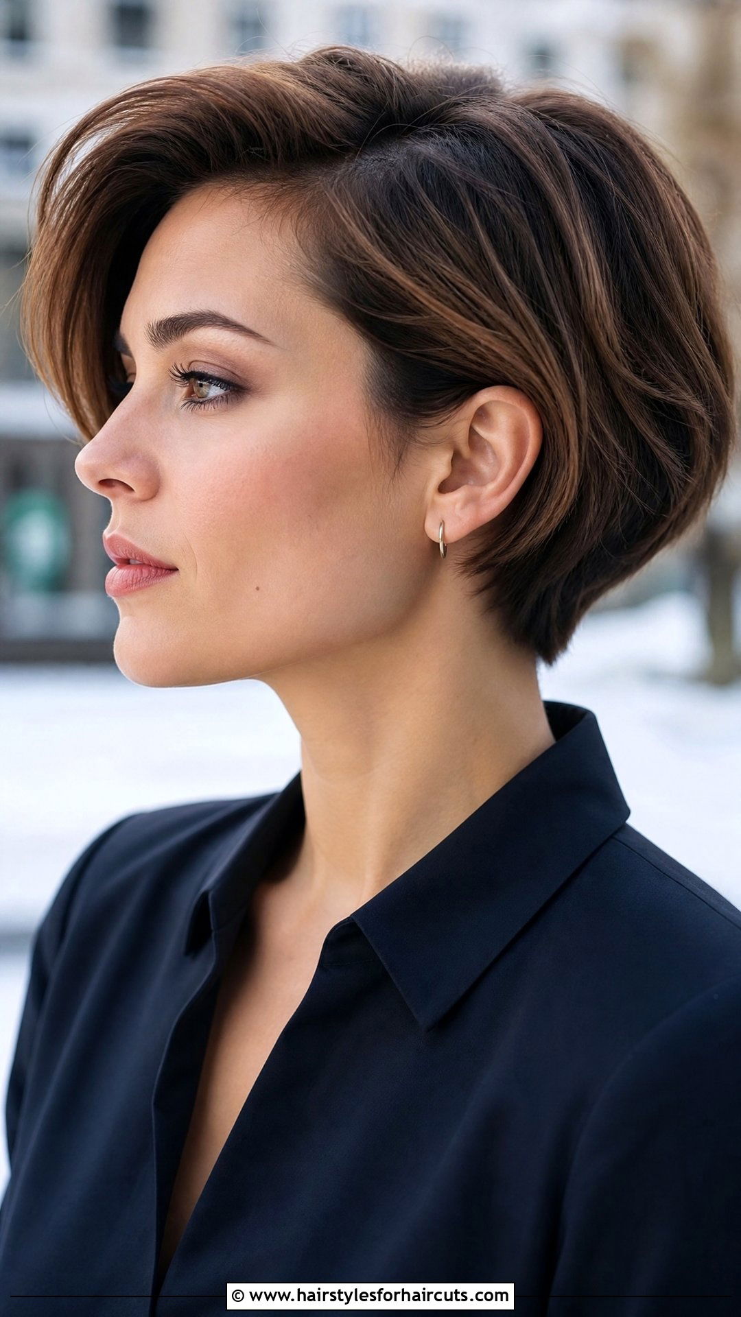 Side Part Short Haircut - 25 senior haircuts - 25 senior haircuts