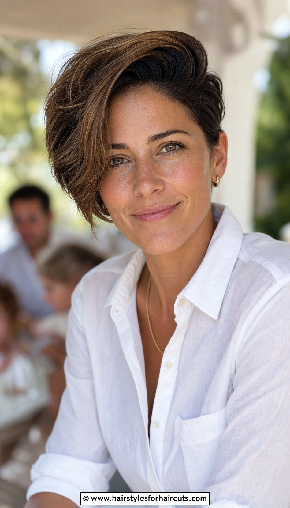 Side Parted Short Hair - 25 interview hairstyles for short hair - 25 interview hairstyles for short hair