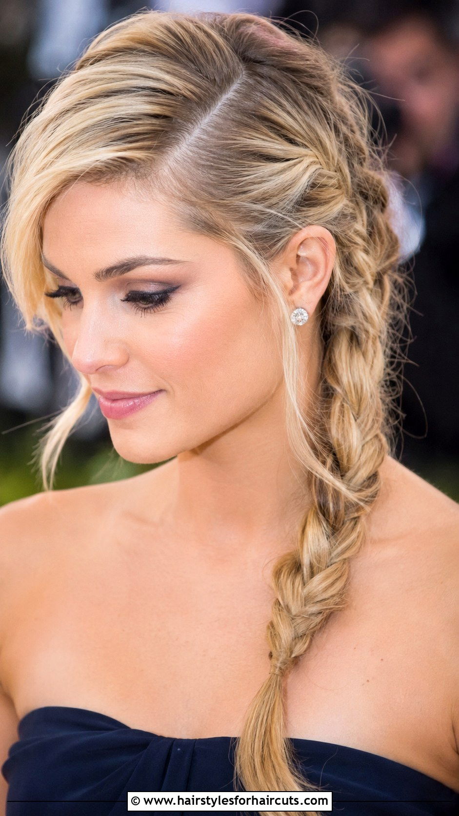 Side Swept Braid Short Hair - 25 braided hairstyles for short hair - 25 braided hairstyles for short hair