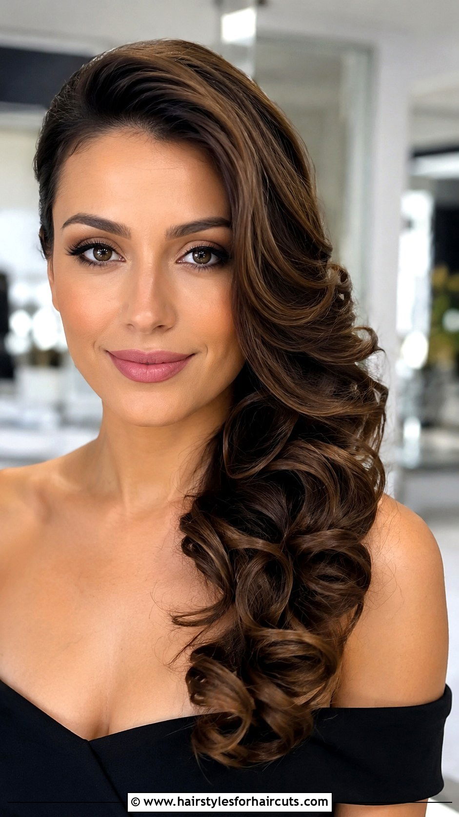 Side Swept Curls - 25 classy hairstyles - 25 classy hairstyles