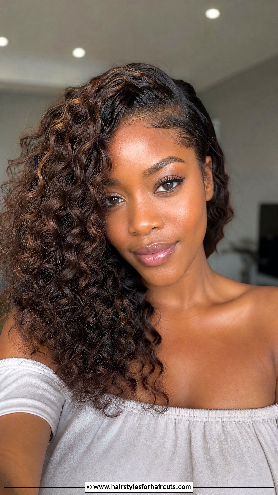Side Swept Curly Style - 25 hairstyles for thinning hair black women - 25 hairstyles for thinning hair black women