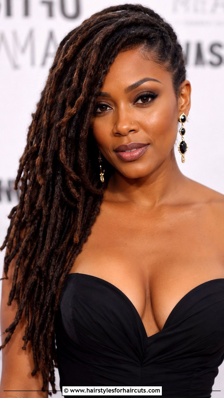 Side Swept Locks - 25 lock hairstyles for woman - 25 lock hairstyles for woman