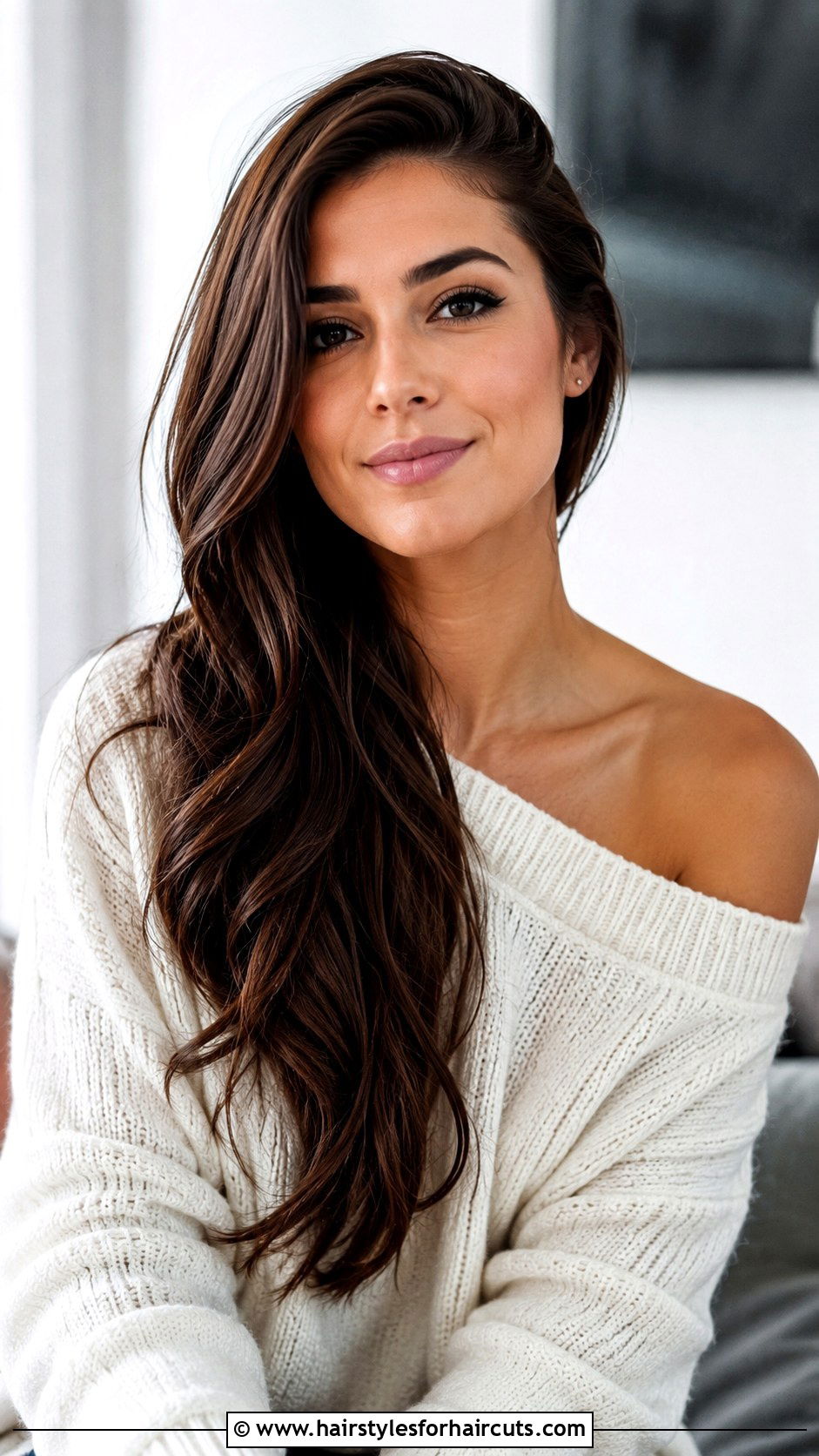 Side Swept Long Hair - 25 70s hairstyles women long hair - 25 70s hairstyles women long hair