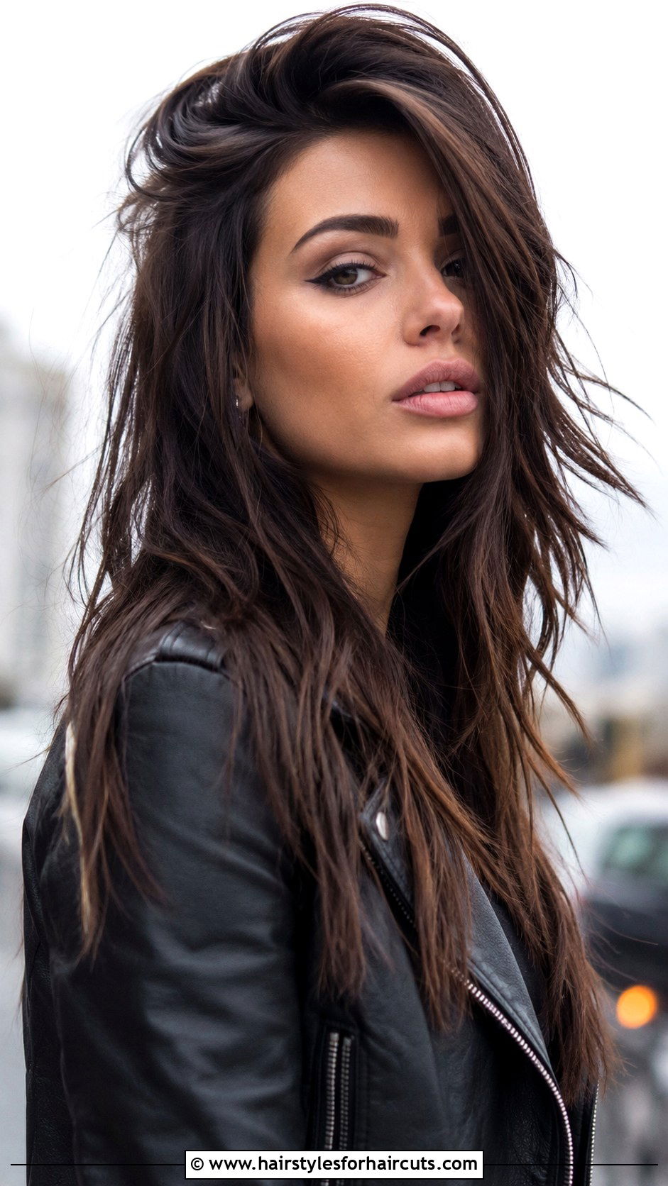 Side Swept Long Textured Hair - 25 side swept hairstyles for long hair - 25 side swept hairstyles for long hair