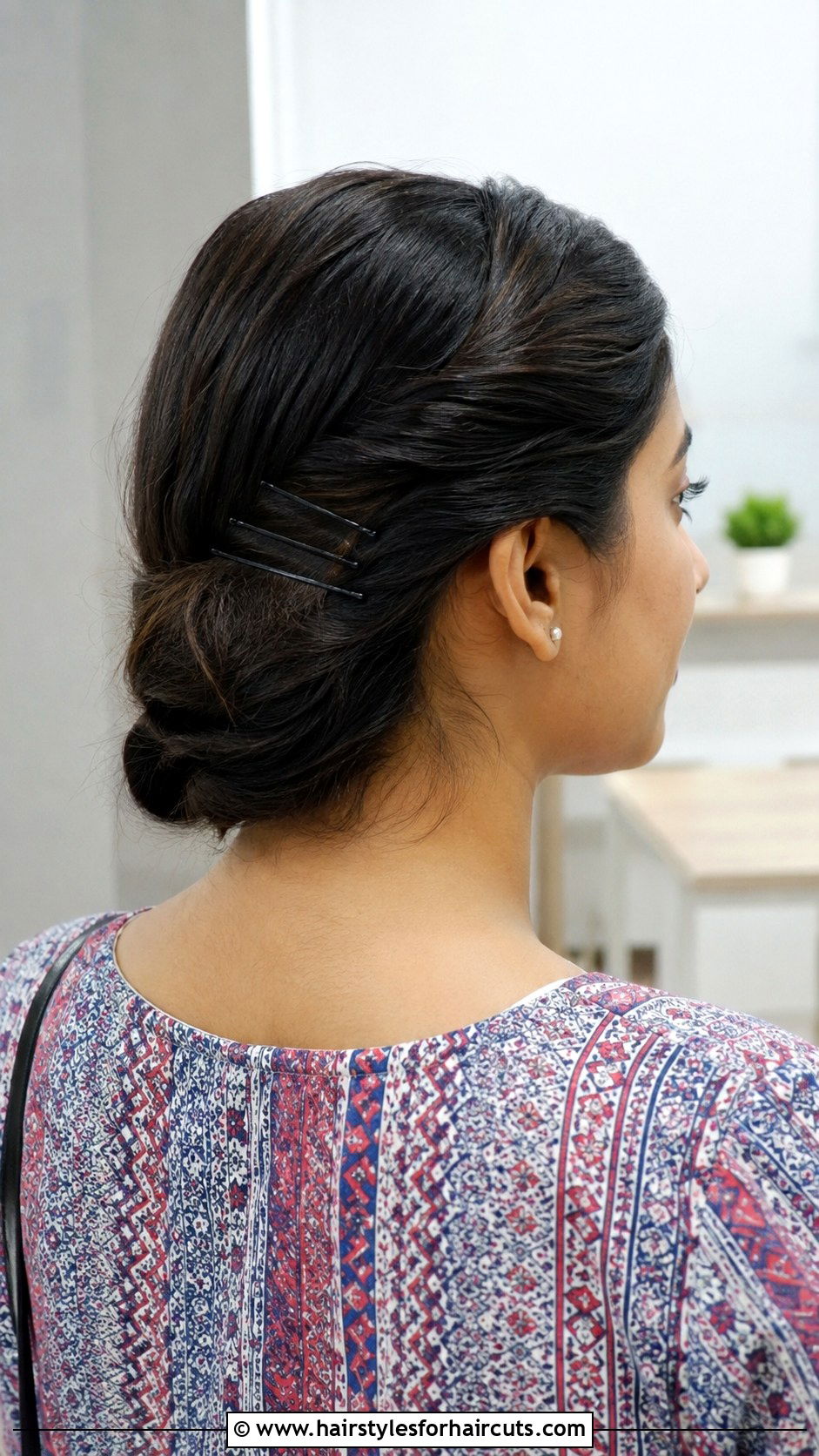 Simple Three Pin Tuck - 25 hair pin hairstyles - 25 hair pin hairstyles