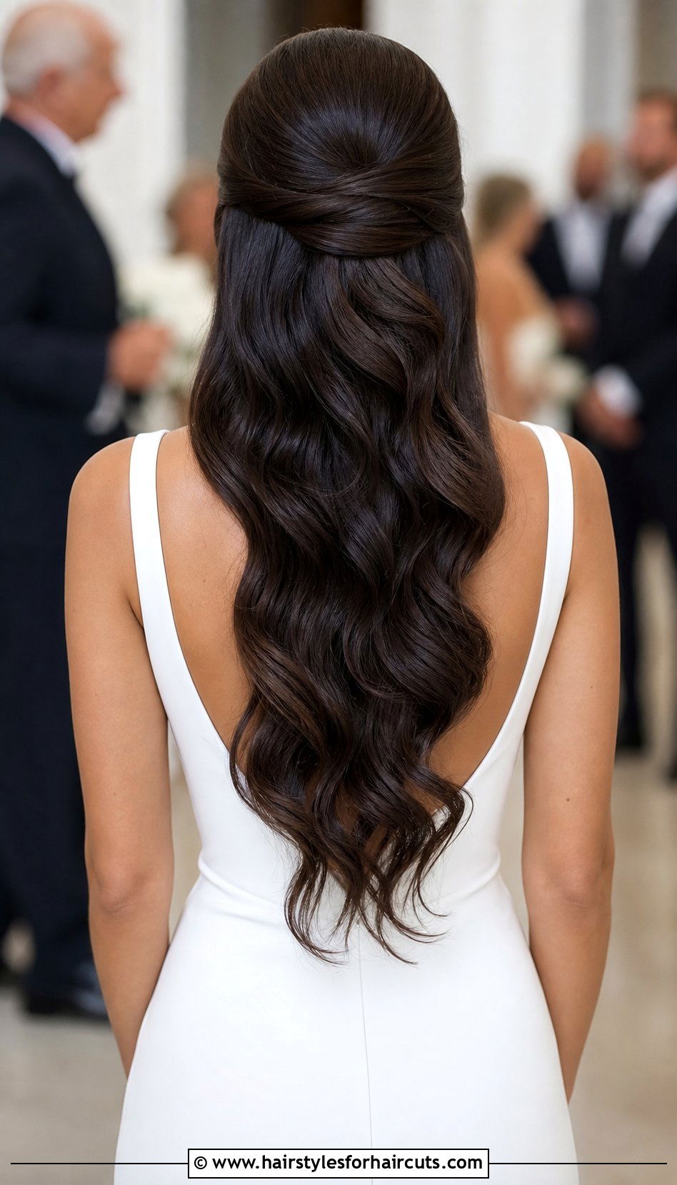 Sleek Back Wavy Wedding Hair - 25 wavy hairstyles for wedding - 25 wavy hairstyles for wedding