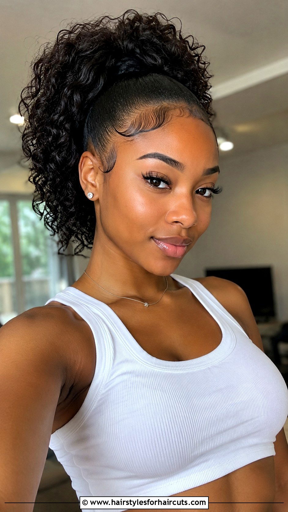 Sleek Curly Ponytail With Edges - 25 curly hair hairstyles easy - 25 curly hair hairstyles easy
