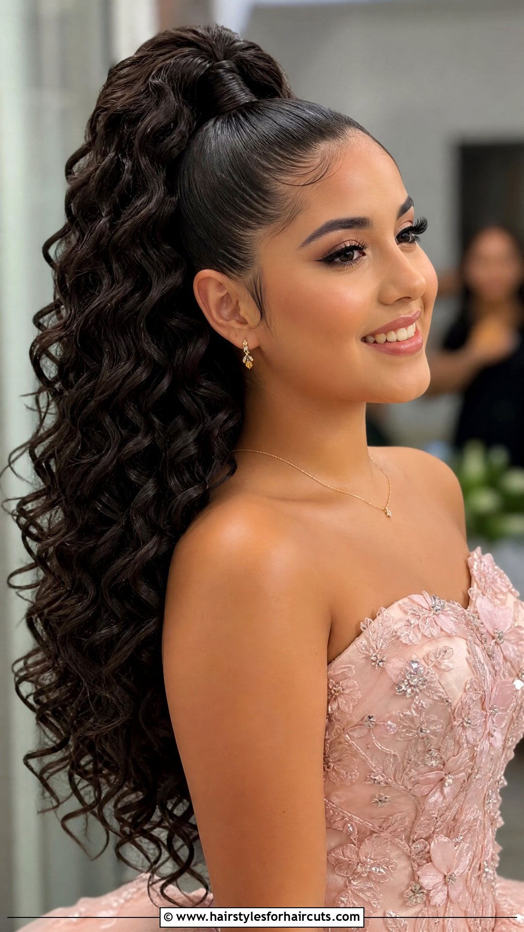 Sleek High Curly Ponytail Quinceanera - 25 quinceanera hairstyles for curly hair - 25 quinceanera hairstyles for curly hair