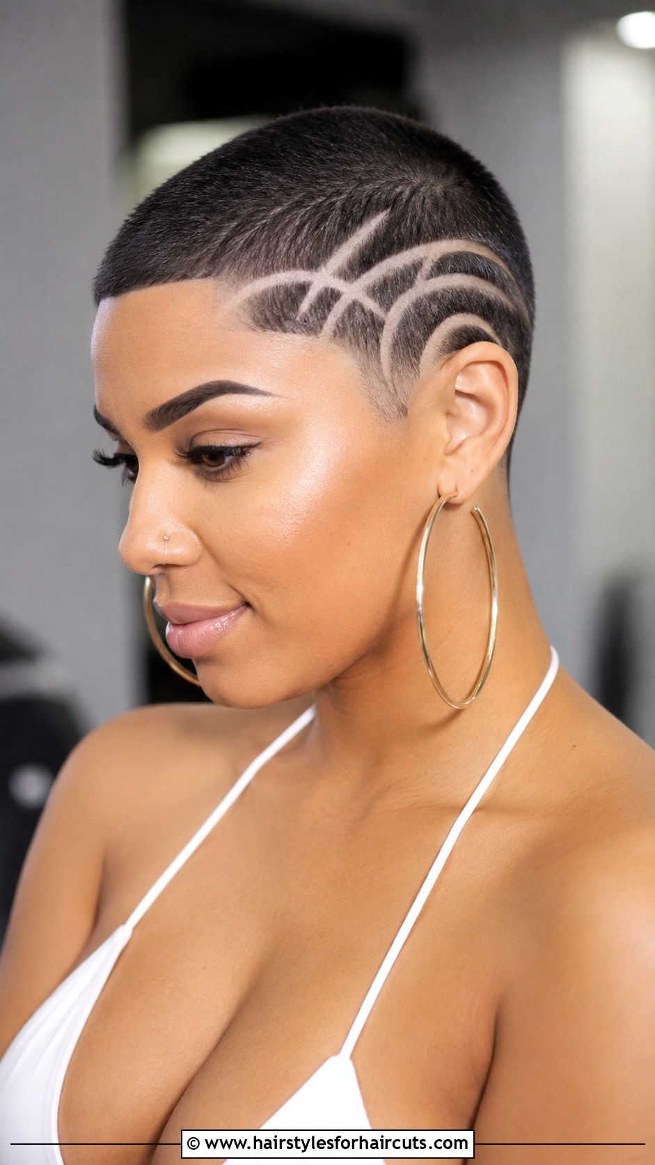 Sleek High Ponytail Baddie Hairstyle - 25 baddie hairstyles - 25 baddie hairstyles