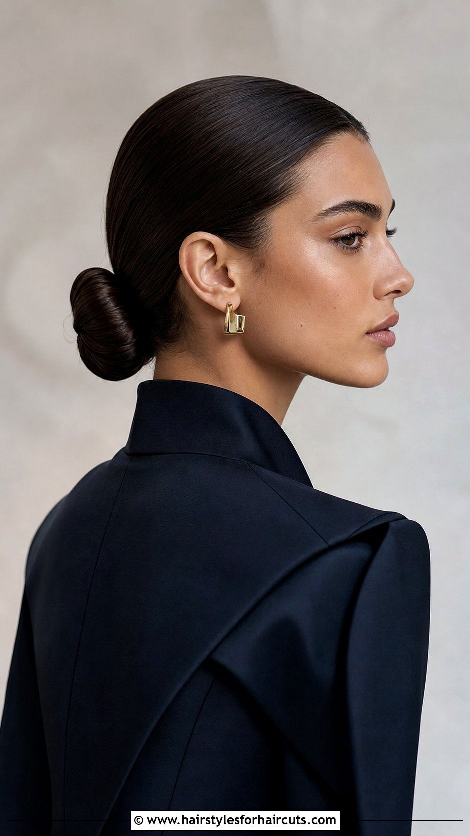 Sleek Low Bun - 25 wedding guest hairstyles - 25 wedding guest hairstyles