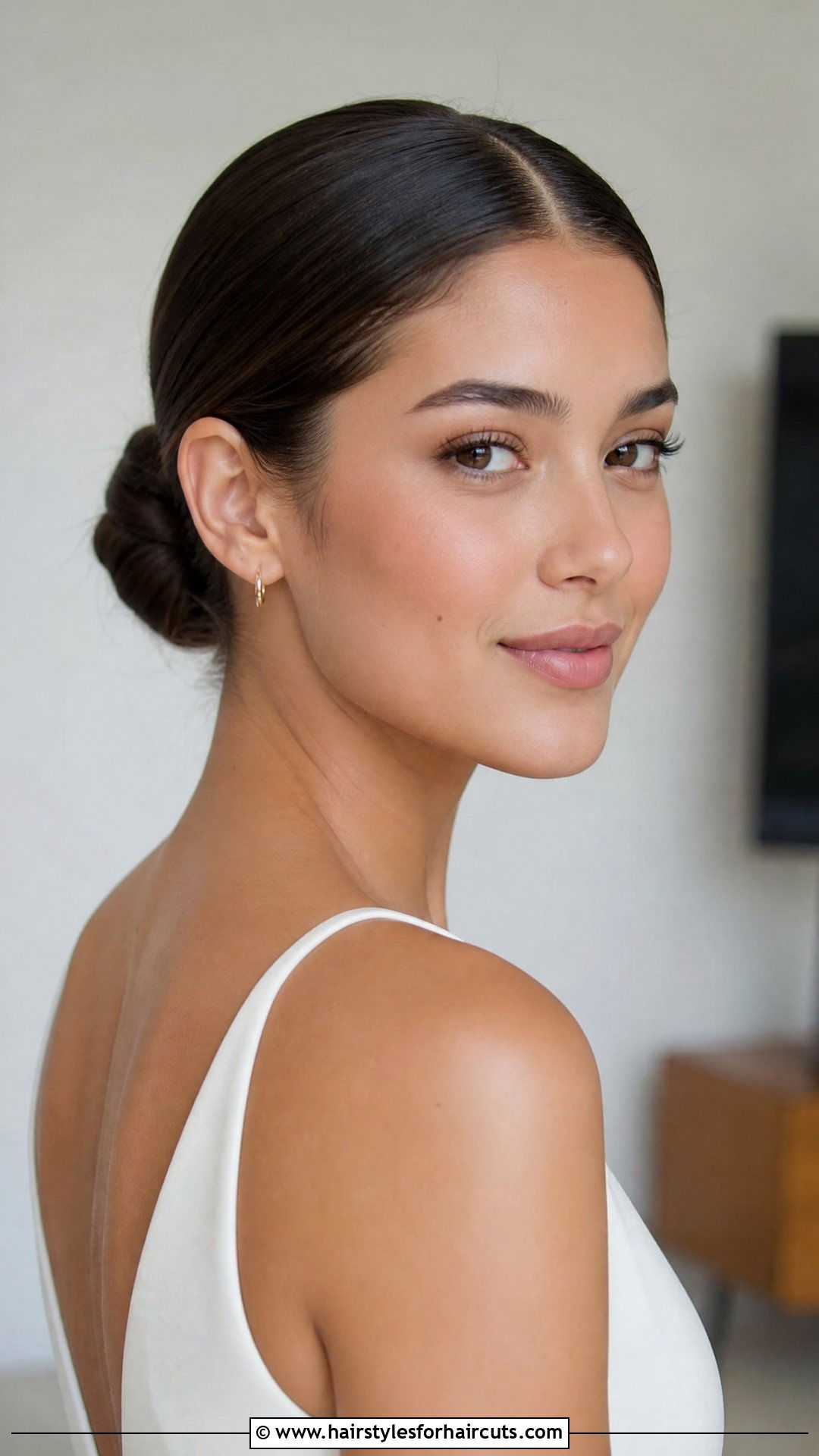 Sleek Low Bun Wedding Hairstyle - 25 wedding hairstyles - 25 wedding hairstyles