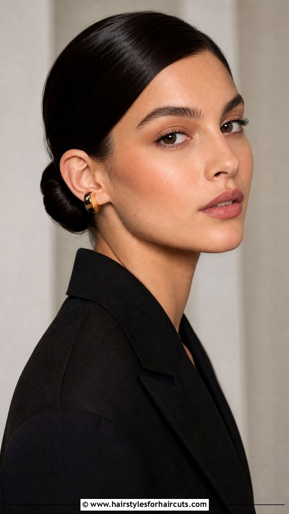 Sleek Low Chignon - 25 polish hairstyles - 25 polish hairstyles