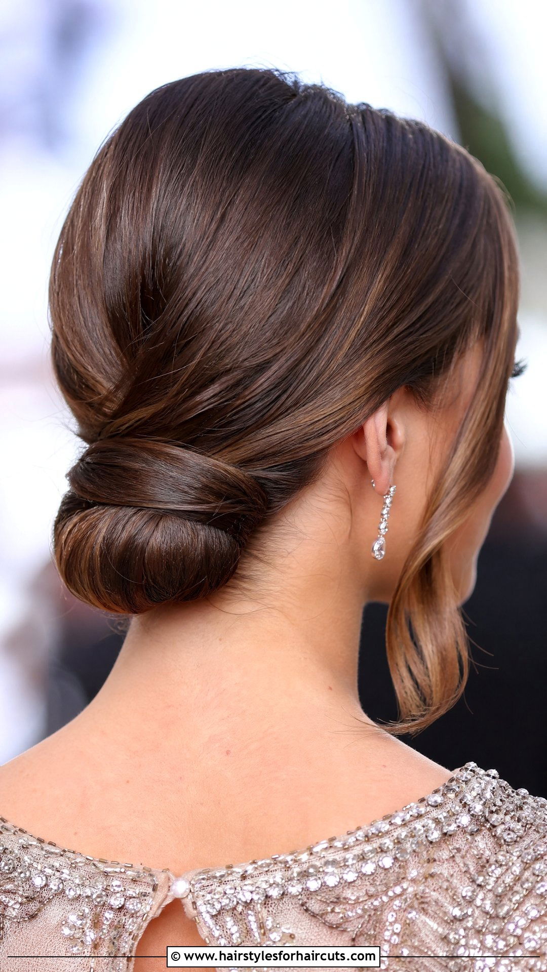 Sleek Low Chignon For Shoulder Length Hair - 25 mother of the bride shoulder length hairstyles - 25 mother of the bride shoulder length hairstyles