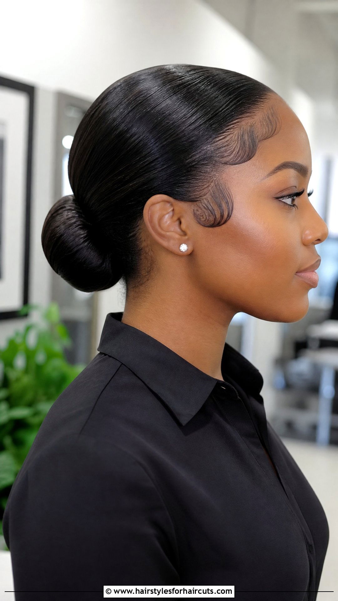 Sleek Low Donut Bun - 25 donut bun hairstyles for black hair - 25 donut bun hairstyles for black hair