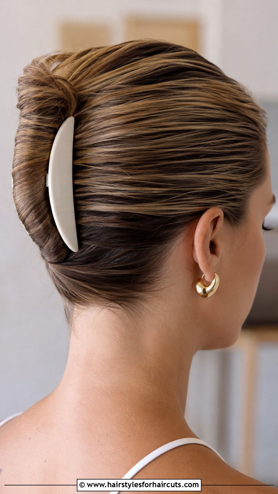 Sleek Low Horns - 25 hair horns hairstyles - 25 hair horns hairstyles