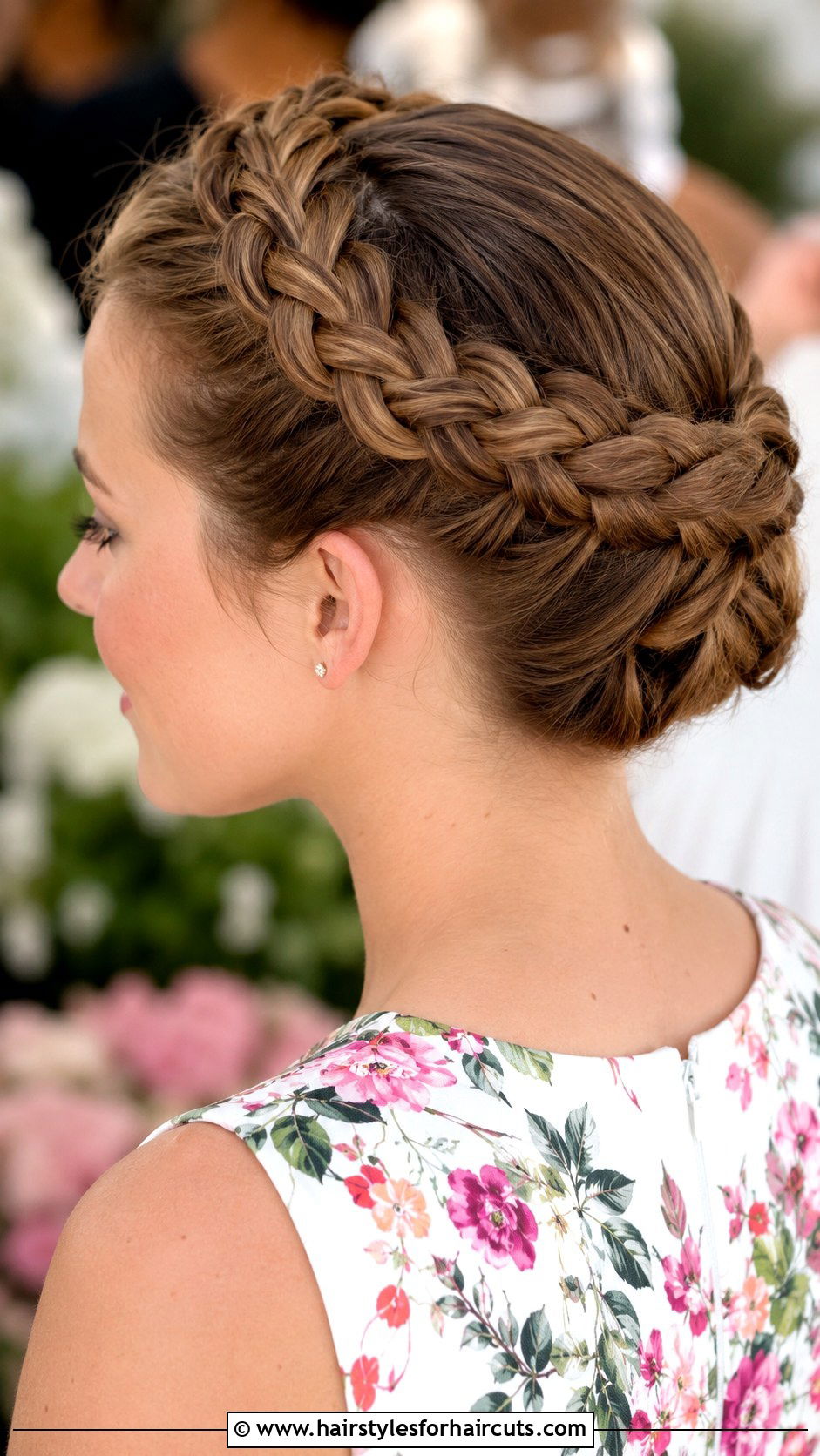 Sleek Low Ponytail Bridesmaid - 25 hairstyles for bridesmaids - 25 hairstyles for bridesmaids