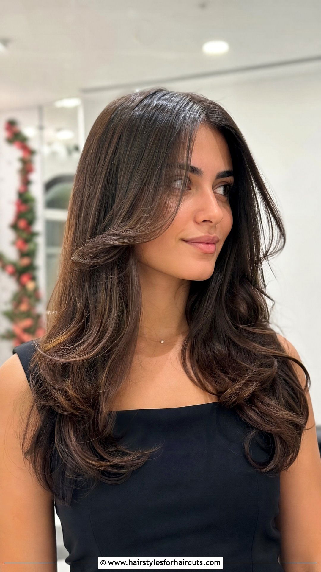Sleek Top With Wavy Ends - 25 wedding hairstyles for wavy hair - 25 wedding hairstyles for wavy hair