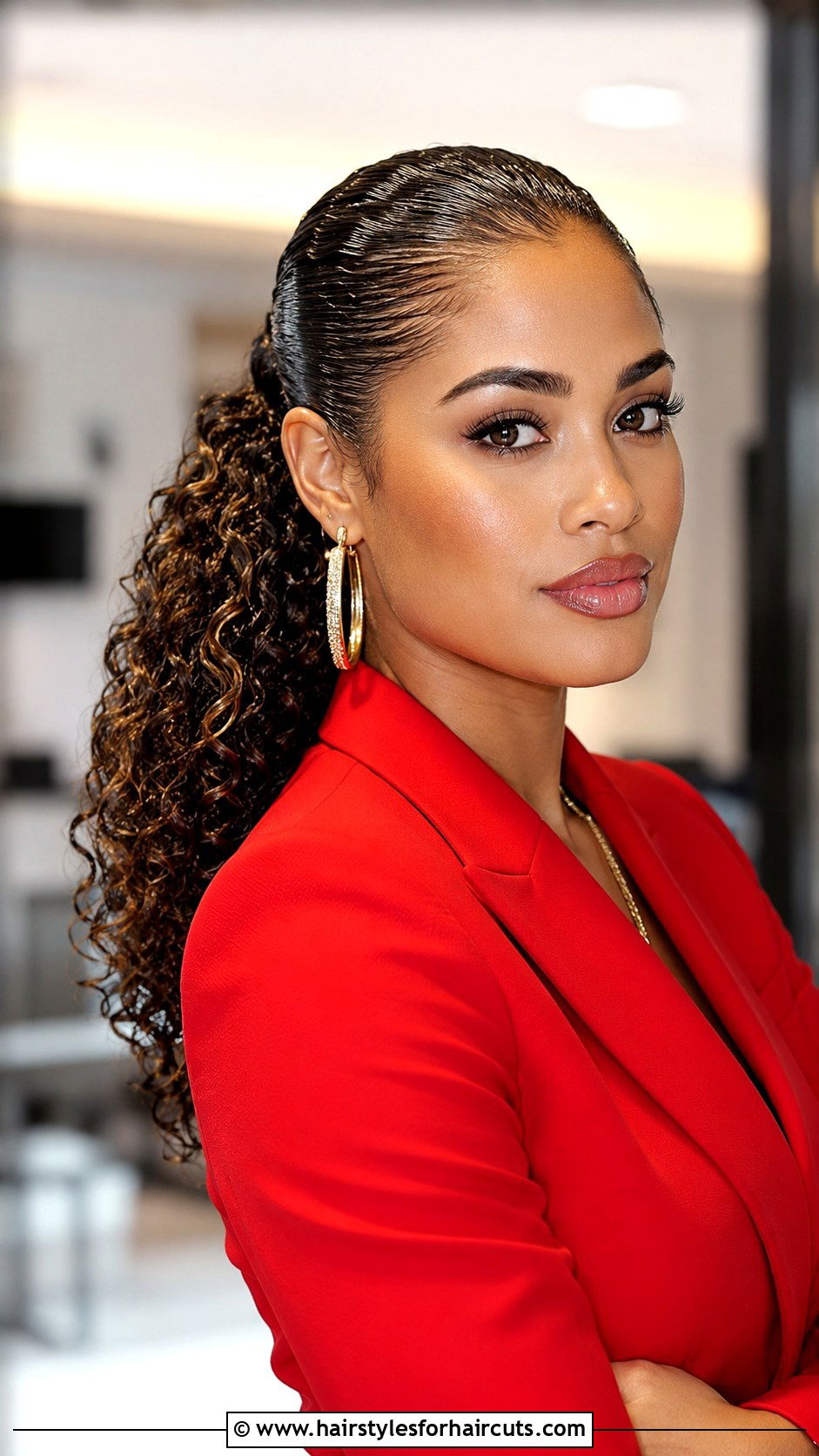 Slicked Back Curled Hair - 25 hairstyles to do with curled hair - 25 hairstyles to do with curled hair