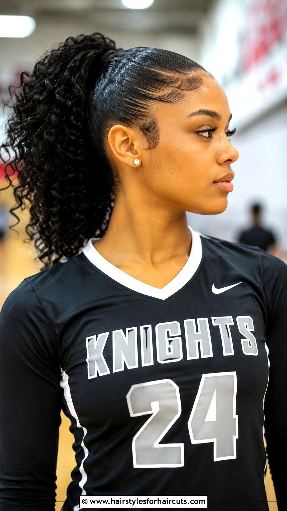 Slicked Back Curly Ponytail - 25 basketball hairstyles for curly hair - 25 basketball hairstyles for curly hair