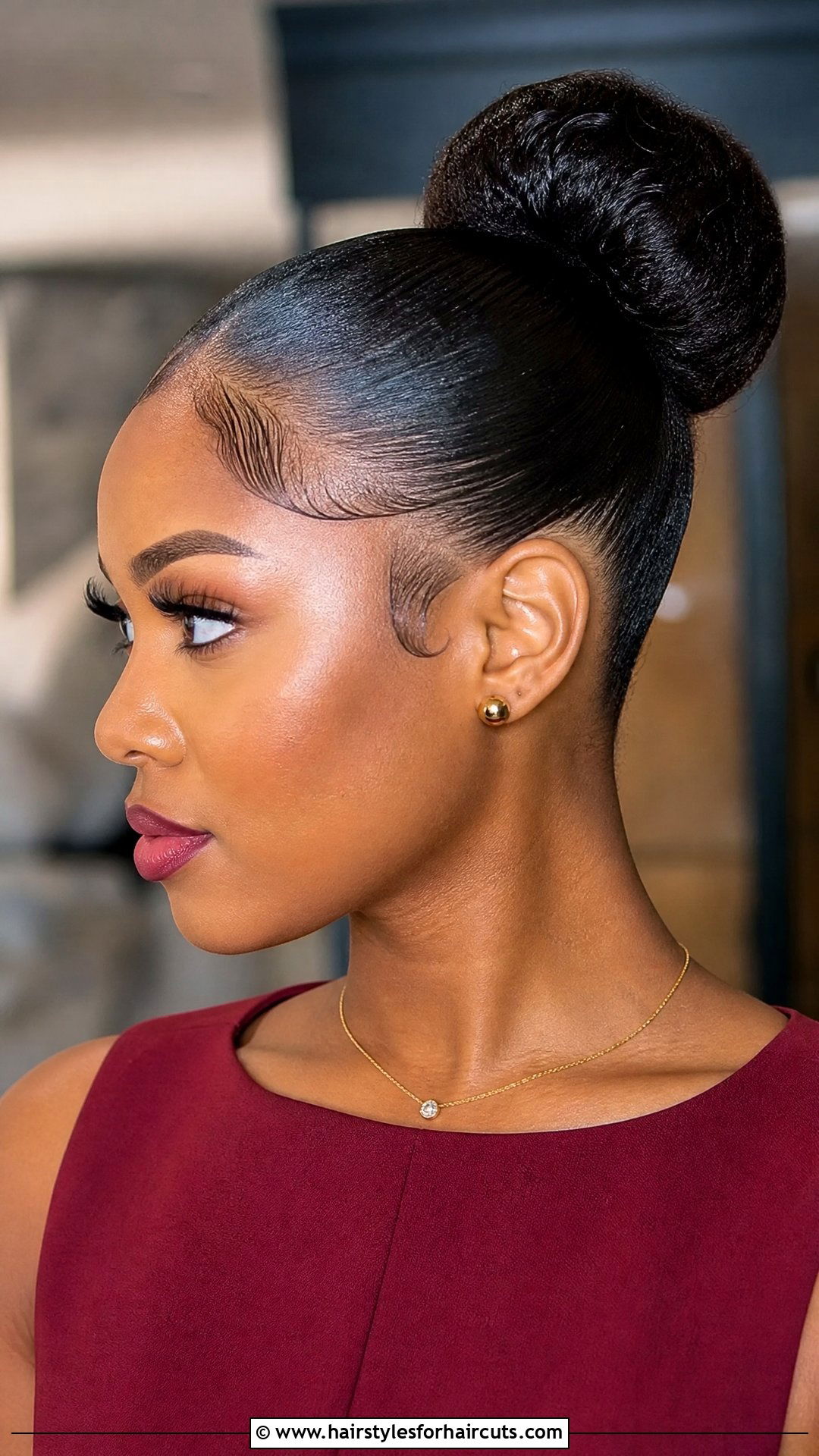 Slicked Back Faux Bun - 25 last minute hairstyles for black hair - 25 last minute hairstyles for black hair
