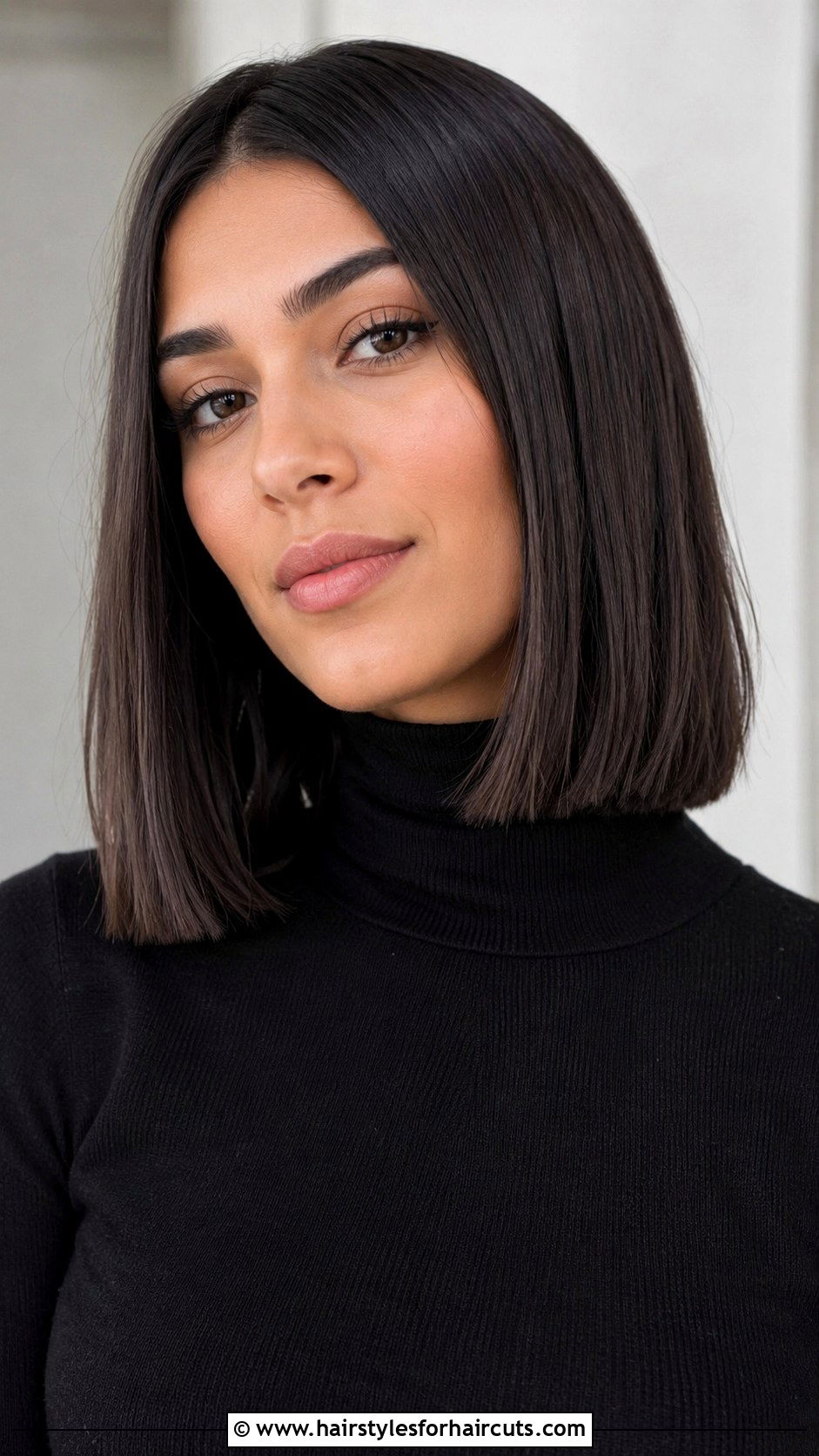 Slicked Back High Ponytail - 25 hairstyles for big face - 25 hairstyles for big face